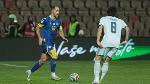 Katić se oglasio nakon povrede i poslao poruku navijačima Schalkea, reagovao i Muharemović!